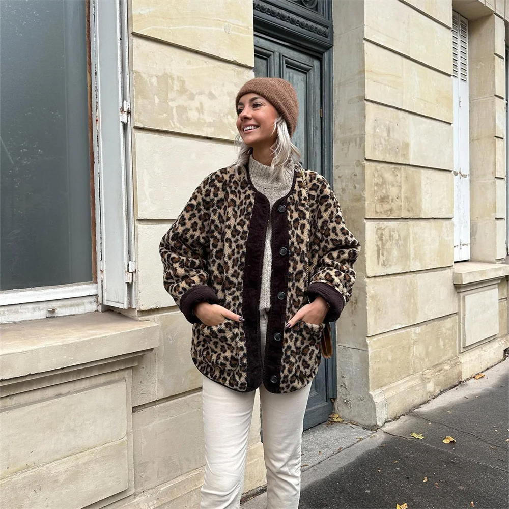 Stylische Jacke mit O-Ausschnitt und Leopardenprint