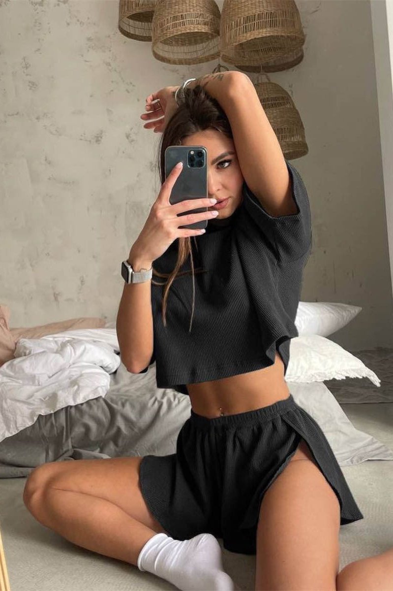 Damen-Set mit Crop-Top & Shorts aus Waffelstrick – lässig und bequem