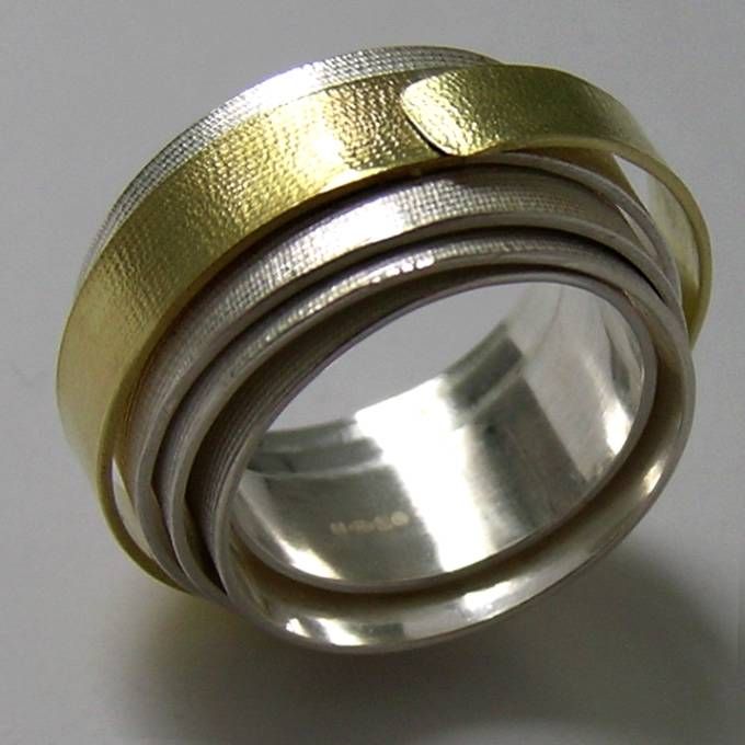 Mehrschichtiger Ring aus Vintage-Gold und Silber