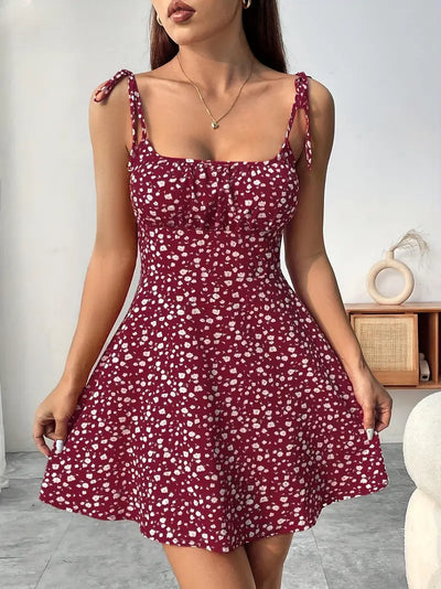 Maxine – Minikleid mit Blumenmuster und Bindebändern