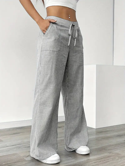 VIOLA - ELEGANTE GESTREIFTE HOSE MIT TASCHEN