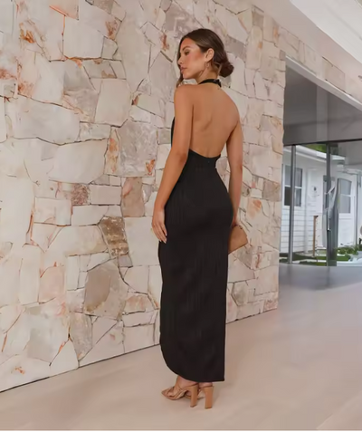 Elegantes Midikleid in Mintgrün – Halterneck & Wickeloptik für Sommer-Events
