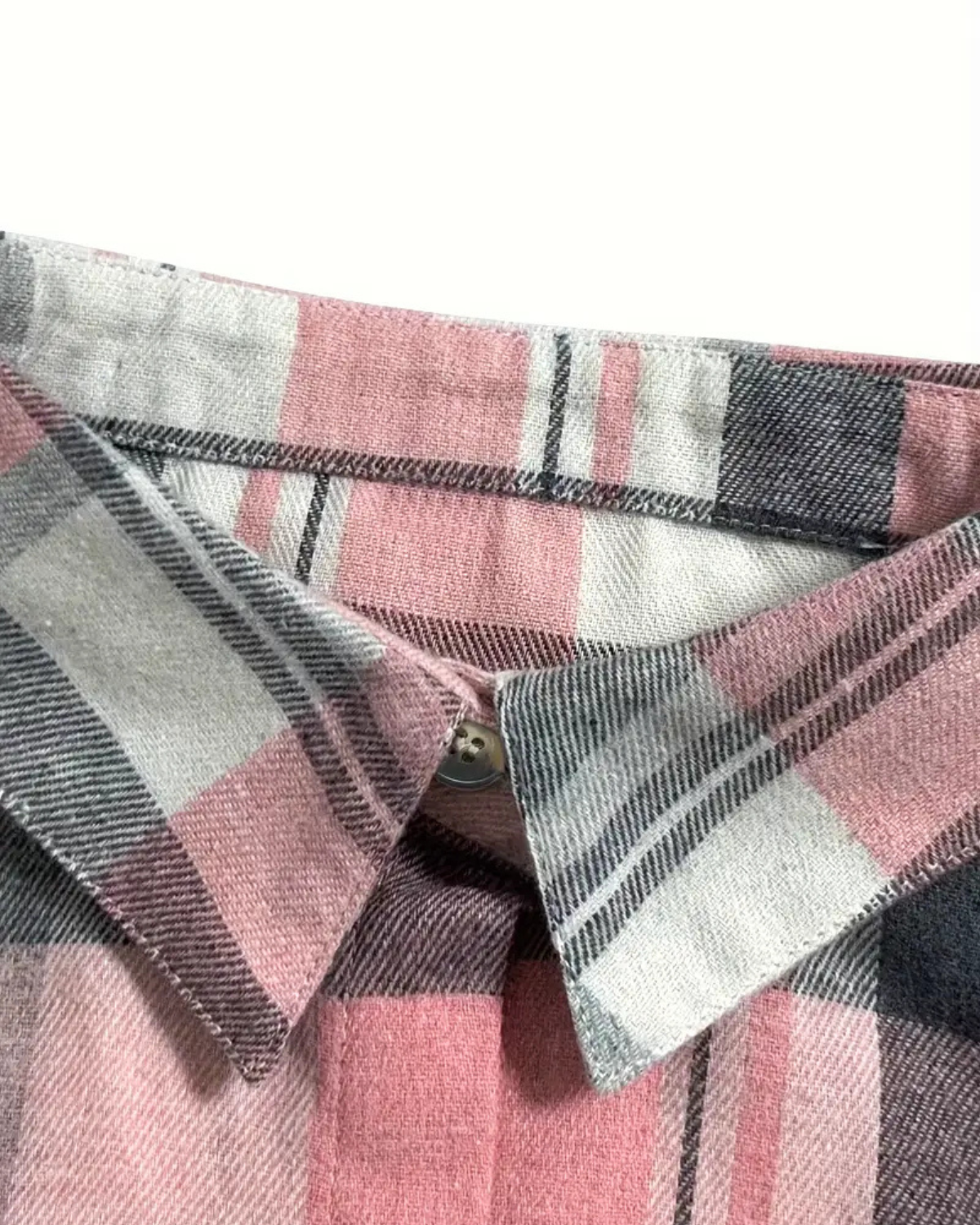 Nina – Klassisches Karohemd für Damen