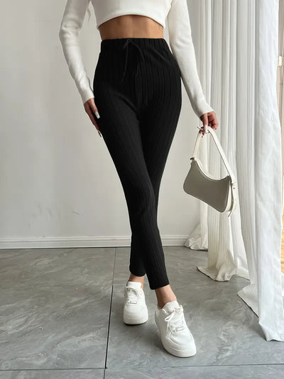 Anouk – Rippstrick-Leggings mit hohem Bund und Kordelzug