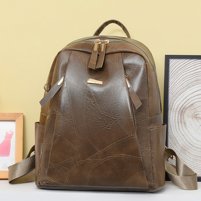 LEA™ | Lederrucksack mit Blattstruktur