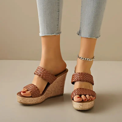 Bonnie - Keilsandalen mit geflochtenem Riemen und Kork