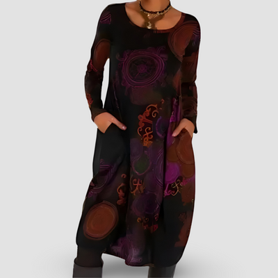 MARA LÄSSIGES WINTERKLEID MIT RUNDHALSAUSSCHNITT