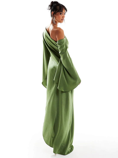 Grünes Asymmetrisches Maxikleid – Fluid Silhouette, Elegant & Sommerlich