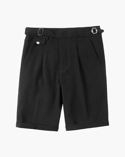 Parker | Maßgeschneiderte Plisseeshorts mit verstellbaren Seitenschnallen