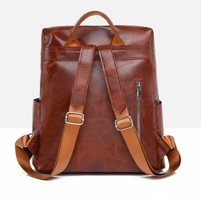 CLARA™ | Lederrucksack mit Blattstruktur
