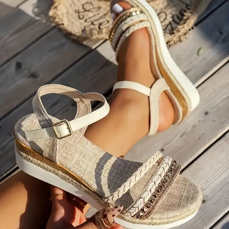 Lillo – Boho-inspirierte Plateau-Sandalen mit geflochtenen Riemen