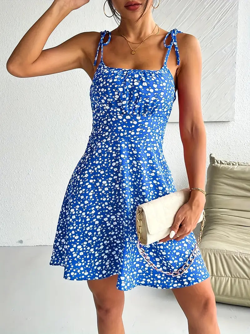 Maxine – Minikleid mit Blumenmuster und Bindebändern