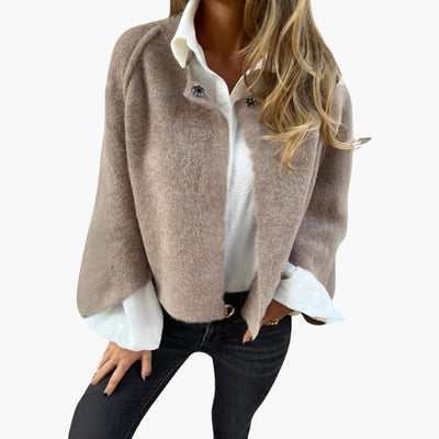 Damenjacke mit Rundhalsausschnitt und langen Ärmeln