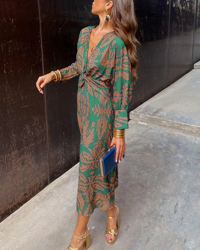 Grida – Langärmliges Kleid mit Boho-Print und Twist-Front