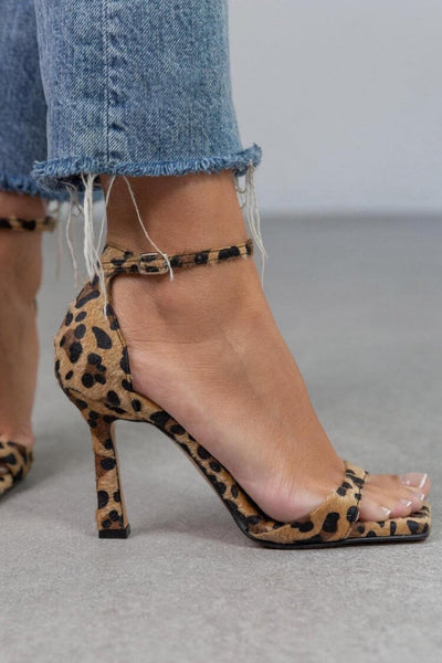 Giulia™ | Hohe Absatzsandalen mit Tiermuster