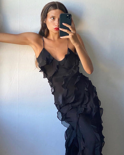 Maxikleid mit Rüschen – Figurbetontes Abendkleid mit Spaghettiträgern