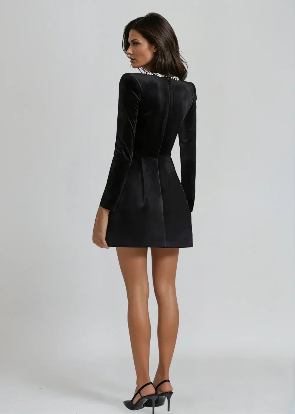 Vera | Kurzes Kleid mit quadratischem Ausschnitt