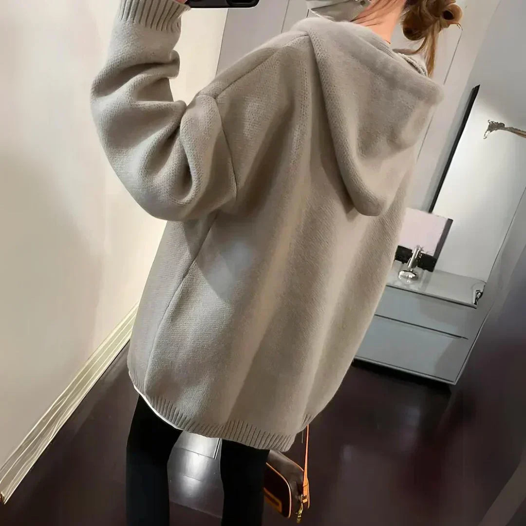 WARM UND COZY HOODIE