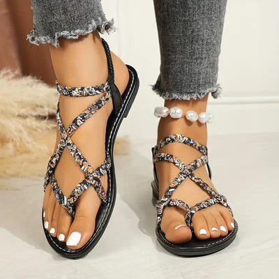 Ginavelle – Stilvolle Sandalen mit geflochtenen, mehrfarbigen Riemchen