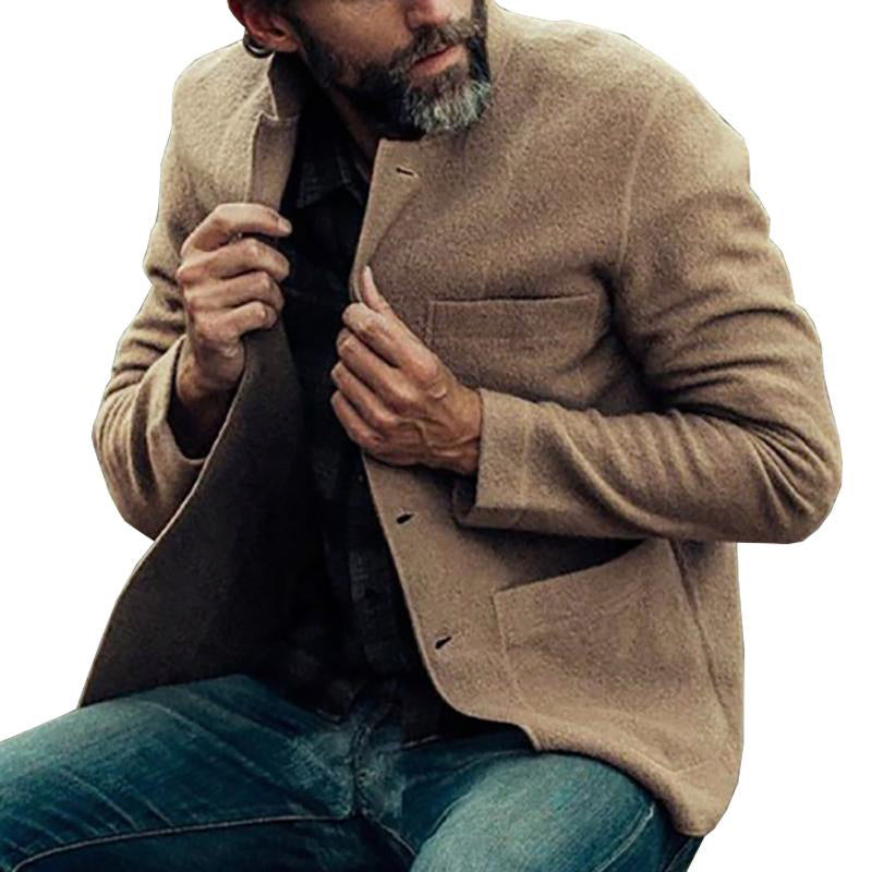 Einreihige Herrenjacke mit mehreren Taschen