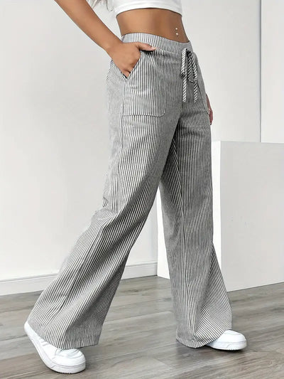 VIOLA - ELEGANTE GESTREIFTE HOSE MIT TASCHEN