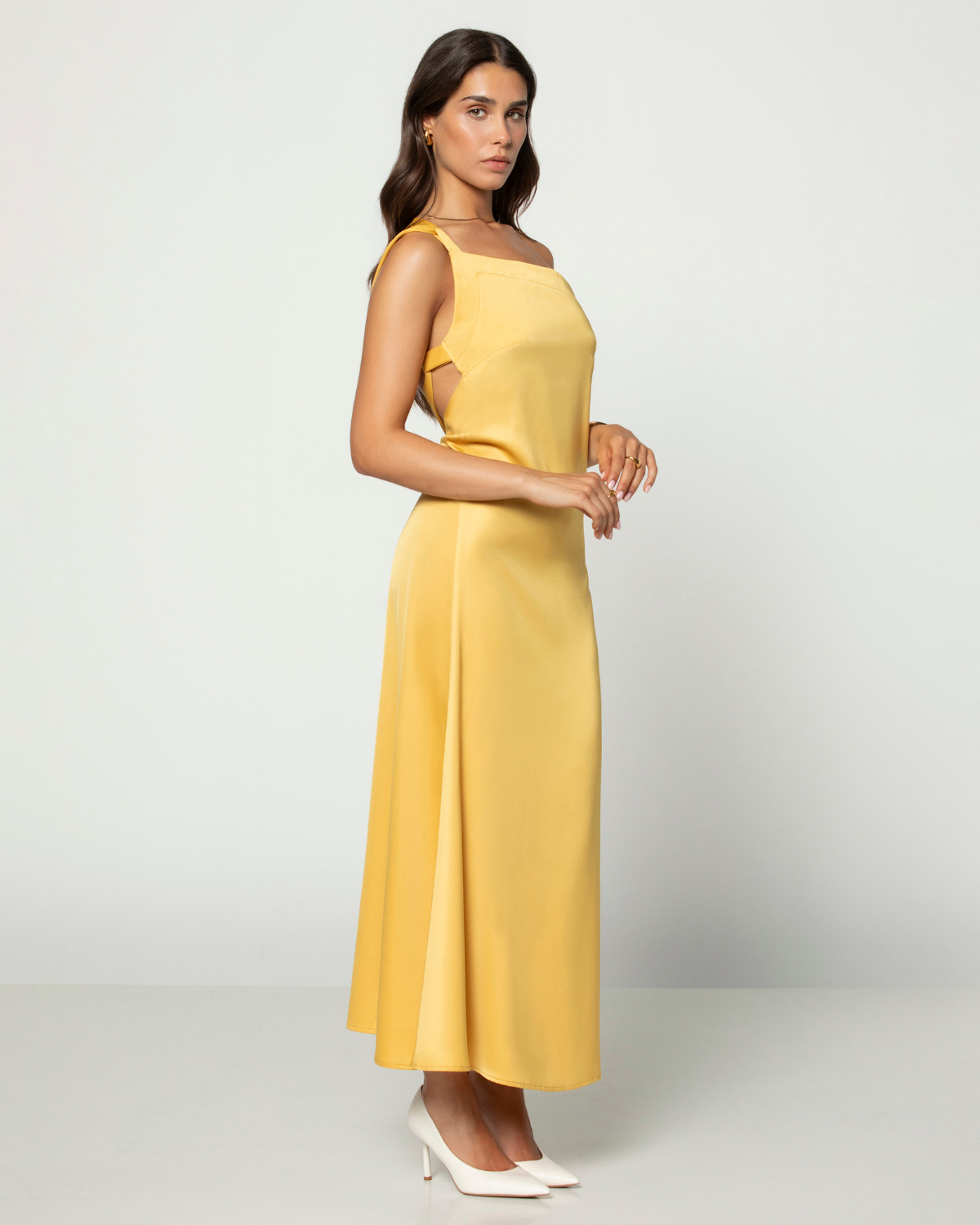 Kiara | Asymmetrisches One-Shoulder Satin-Midikleid