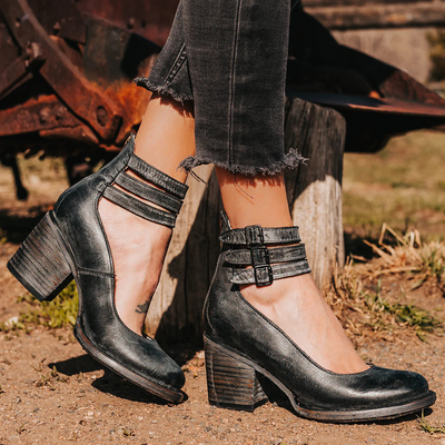 Ginevra™ | Chunky Sole Multi-Strap Pumps