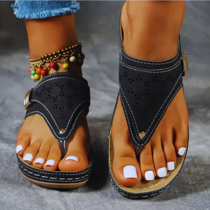 Laida – Hochwertige Keilsandalen aus Leder