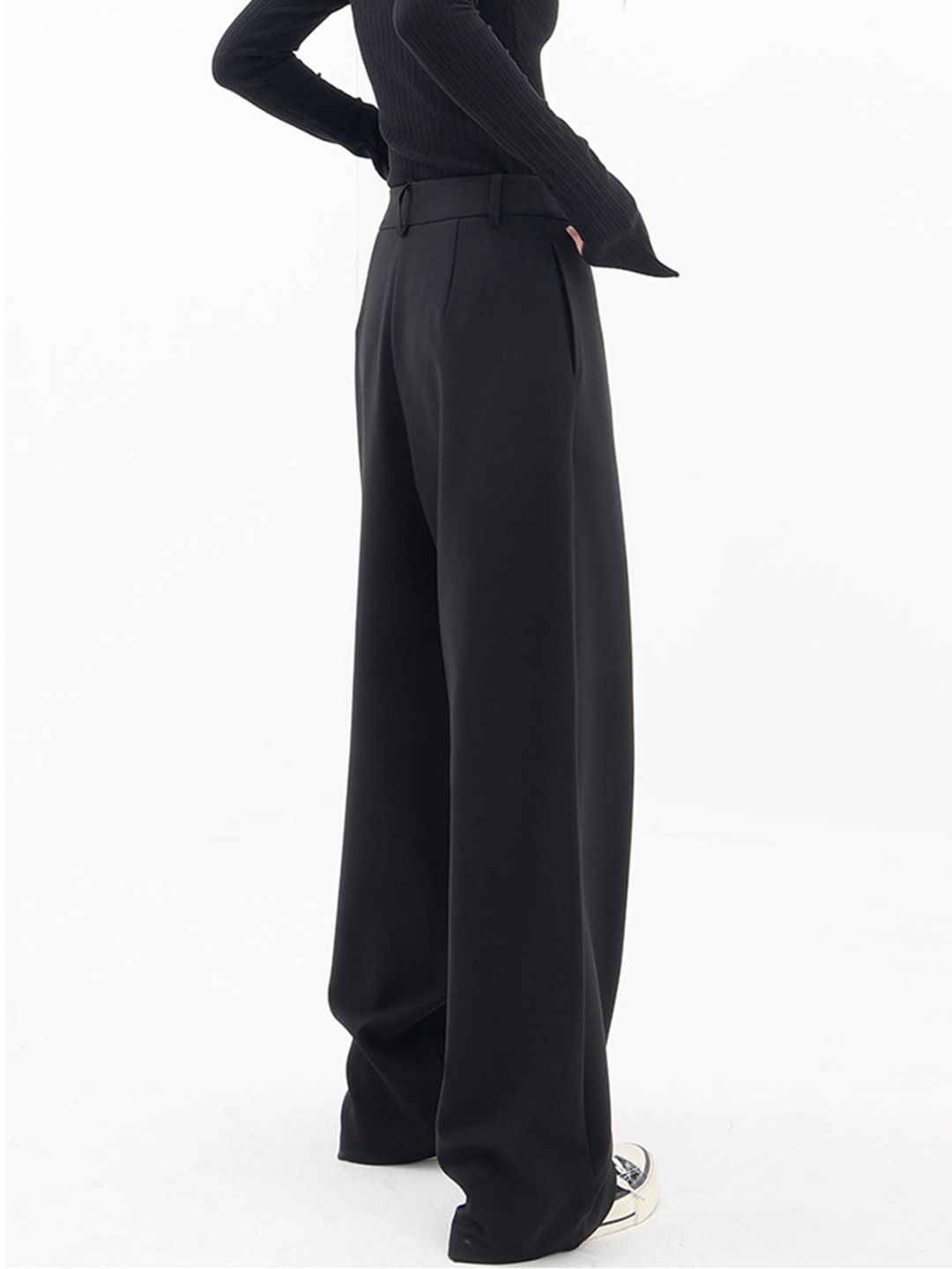 JUNE AVANT-GARDE PANTALON
