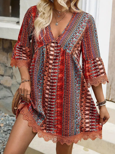 Mindy – Stilvolles Minikleid mit V-Ausschnitt und Boho-Print