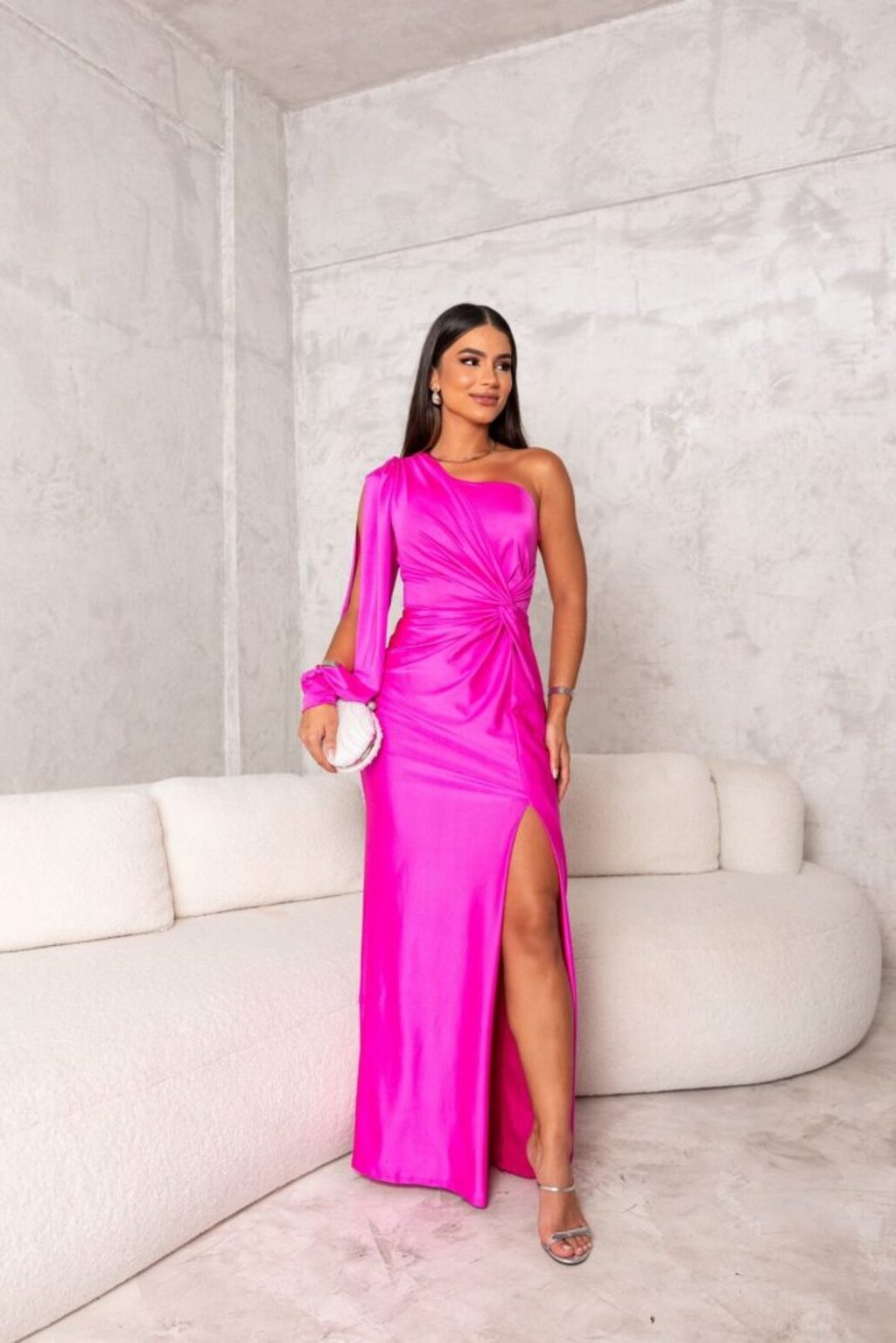 KYARA™ - ELEGANTES UND RAFFINIERTES KLEID