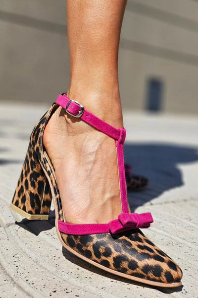 Leontina | Grüne Sandalen mit Leopardenmuster und buntem Akzent