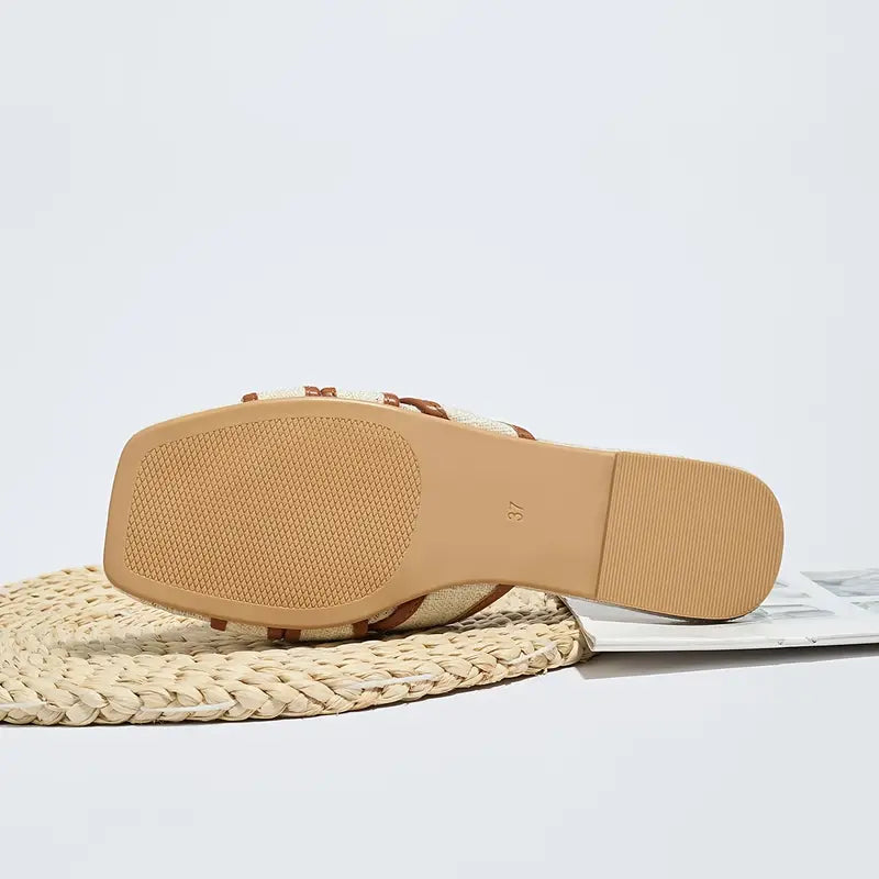 Keoka – Stylische flache Slide-Sandalen