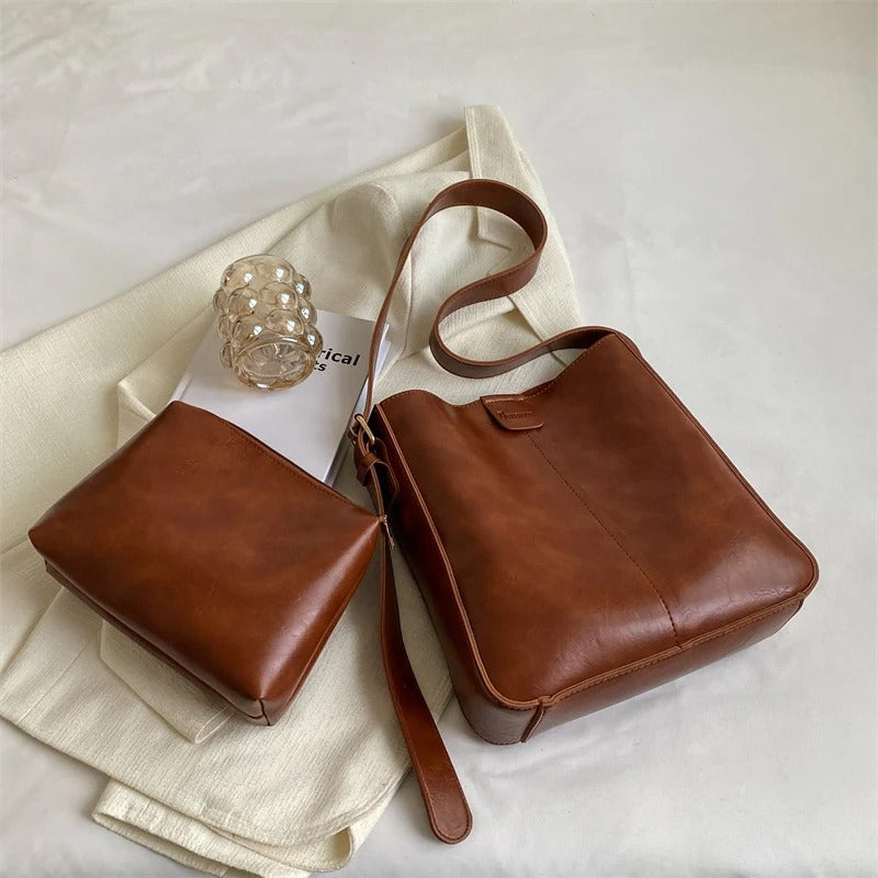 CAMILLA™ | Umhängetasche mit Pochette