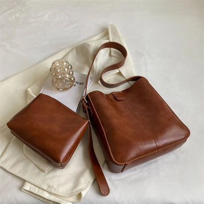 CAMILLA™ | Umhängetasche mit Pochette