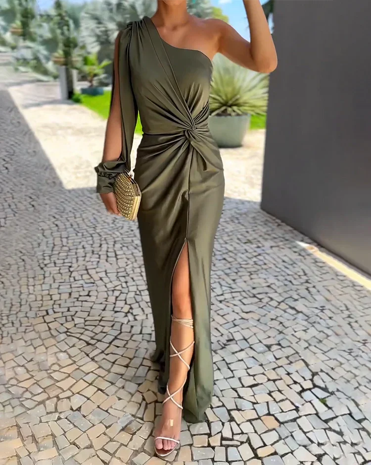 Noelle – Elegantes Satin-Kleid mit One-Shoulder-Twist