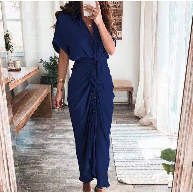 Damen Midikleid aus Baumwolle mit figurbetontem Schnitt und Knopfleiste