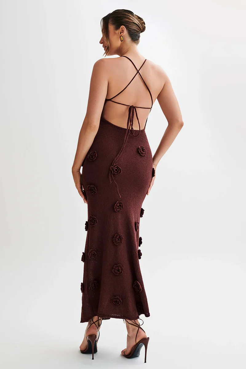 Maxikleid mit Spaghettiträgern und 3D-Blumenapplikationen für Damen