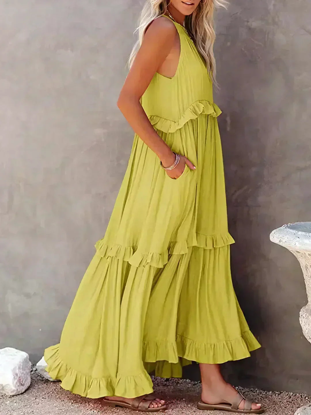 Boho Maxikleid mit Volants & Neckholder-Ausschnitt – Sommerlich & Feminin