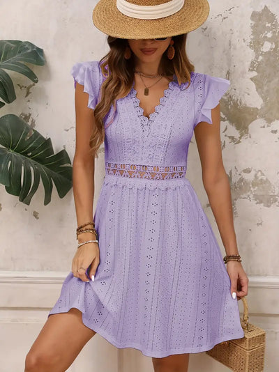 Bonnie – Bezauberndes Kleid mit V-Ausschnitt aus Baumwollspitze