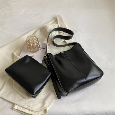 CAMILLA™ | Umhängetasche mit Pochette