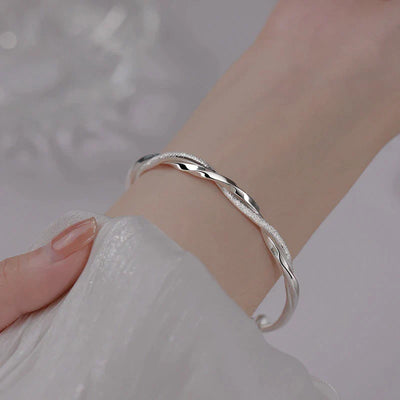 LINA™ | Geflochtenes Silberarmband, elegant