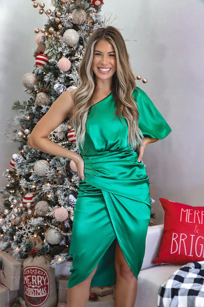 One-Shoulder Satinkleid – Drapiertes Midikleid mit Schlitz & figurbetonter Taille