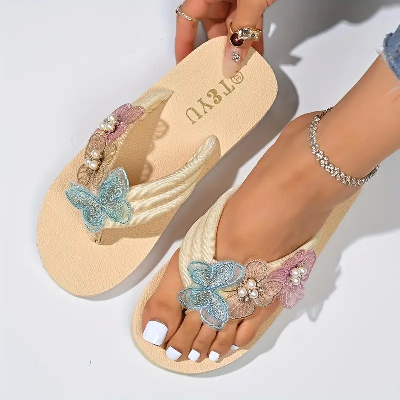 Verona – Sandalen mit floralem Keilabsatz