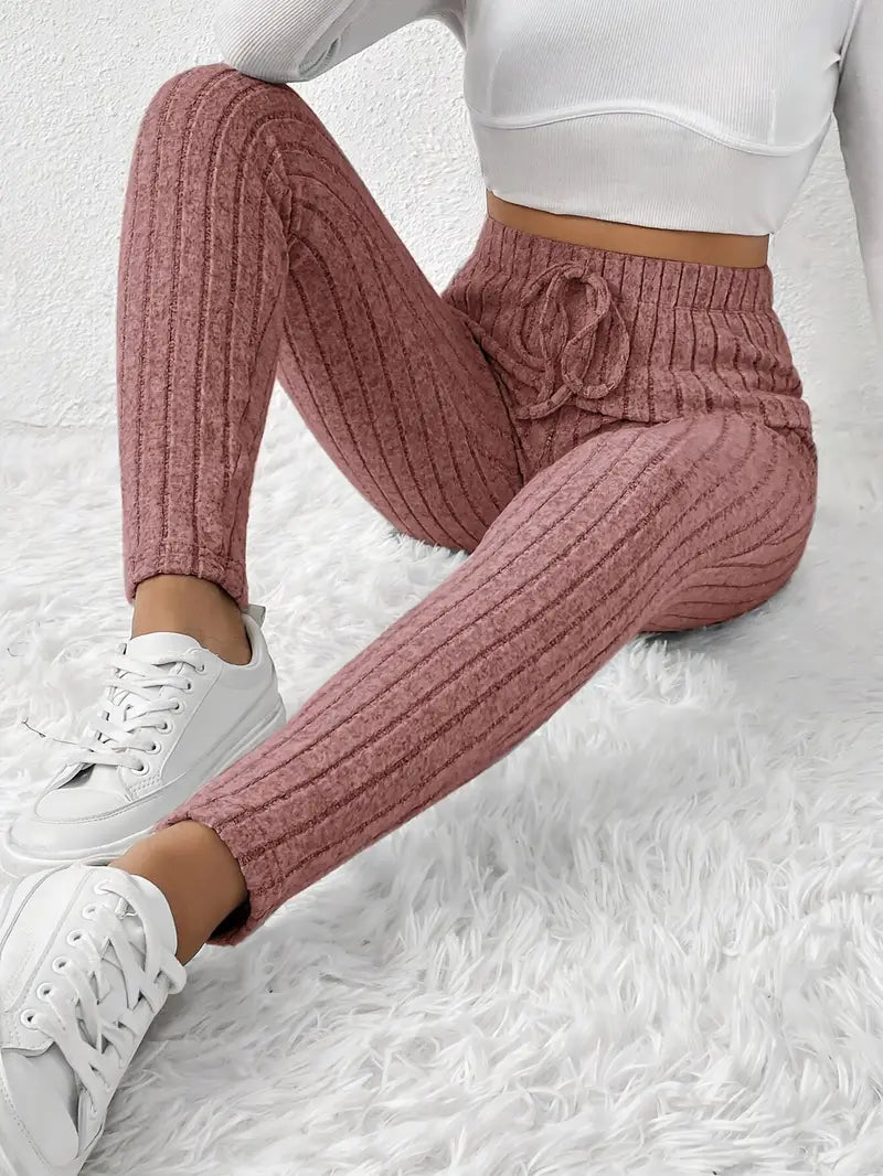 Zhari – Rippstrick-Leggings mit hohem Bund und Kordelzug