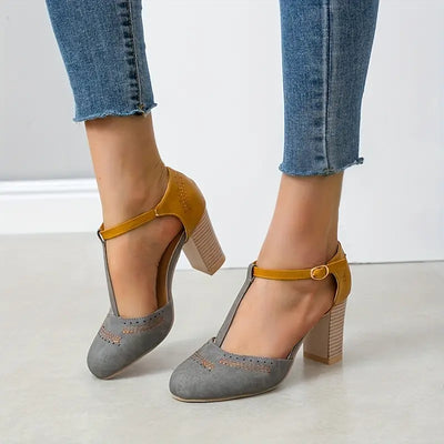 Aureven – Vintage T-Riemen-Pumps mit Blockabsatz