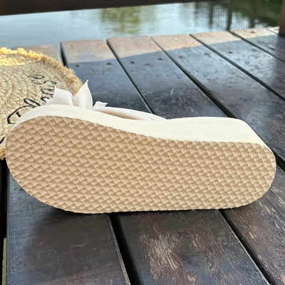 Petra - Charmante Keil-Flip-Flops