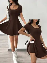 Esther -  Braunes gestricktes kurzes Freizeitkleid