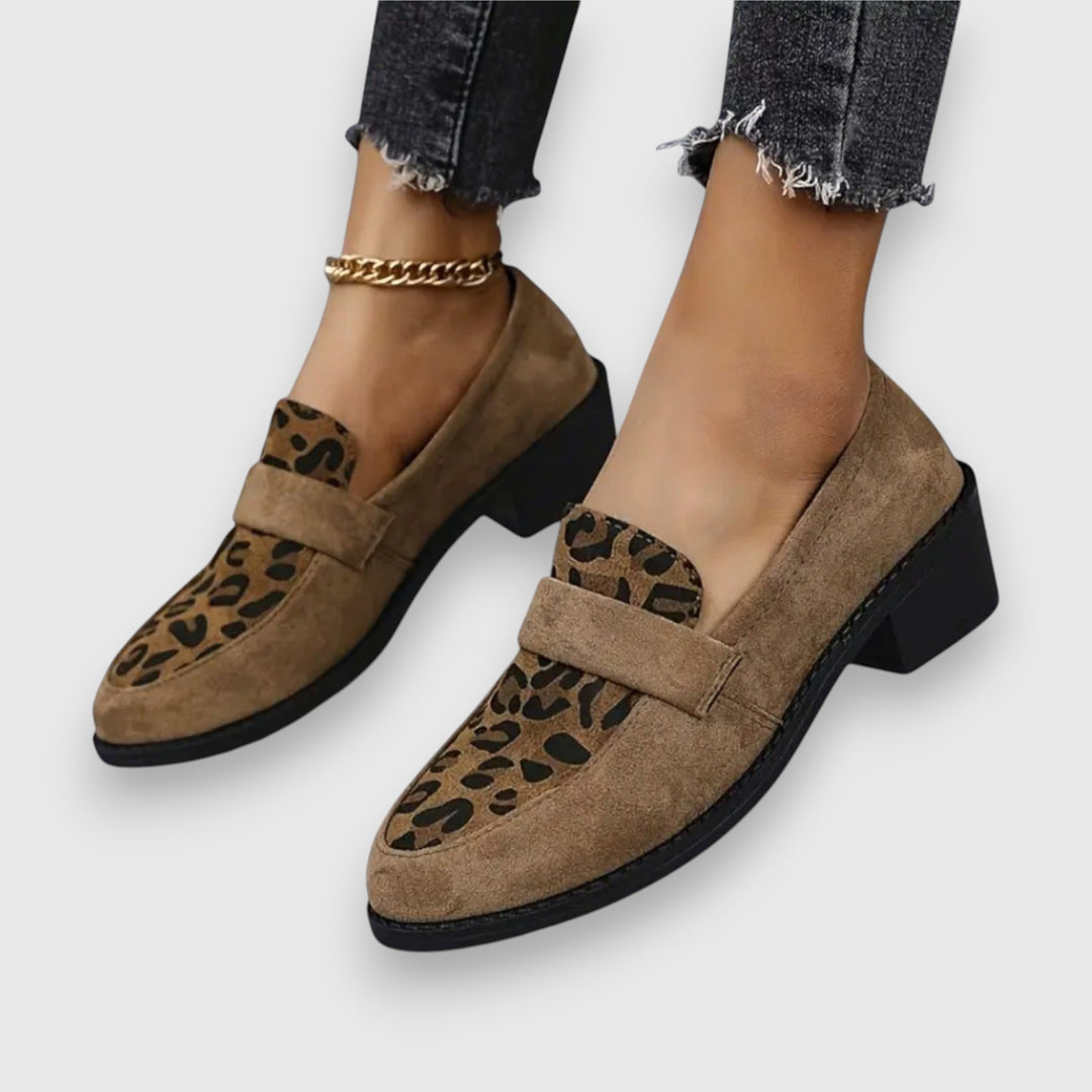 WILDTOUCH - ELEGANTER PANTOFFEL MIT LEOPARD ENMUSTER