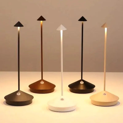 Elegante LED-Tischlampe für Restaurants – Warmweißes Licht, kabellos, dimmbar